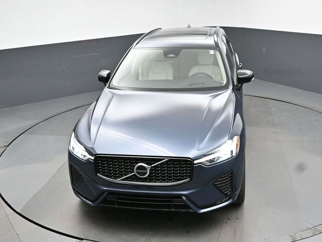 Used 2023 Volvo XC60 B5 Ultimate w/ Protection Package Premier image 18