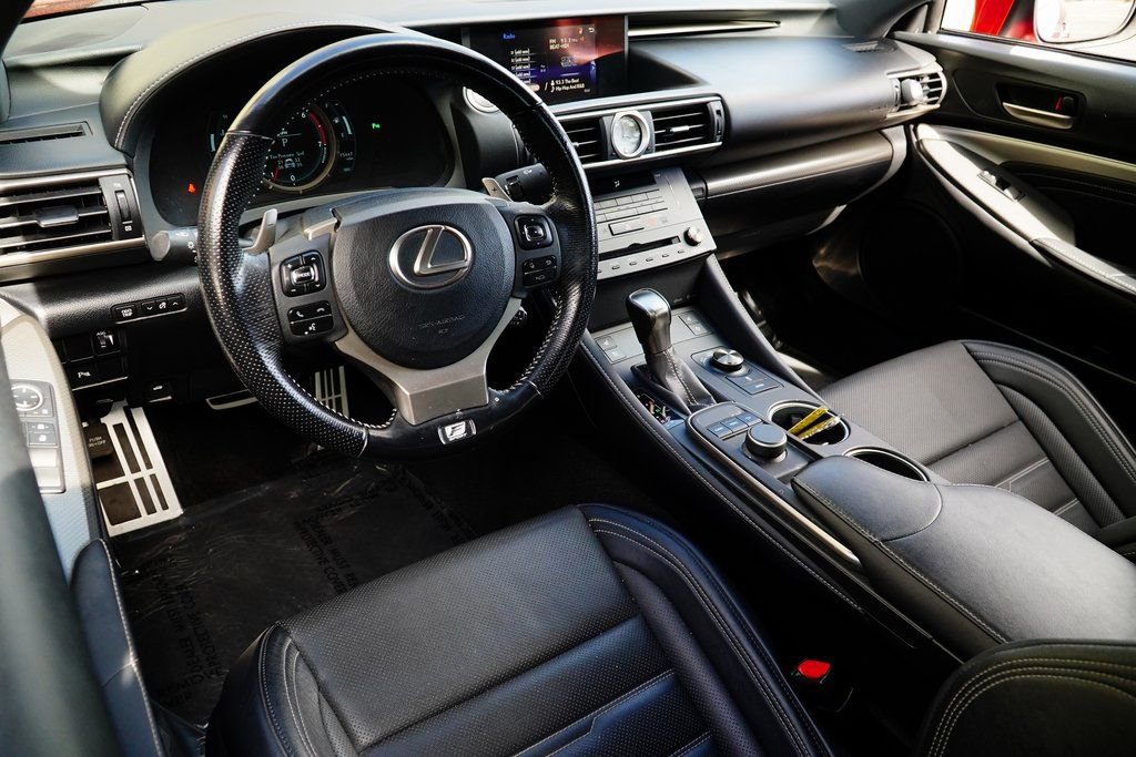 Used 2017 Lexus RC 200t image 10