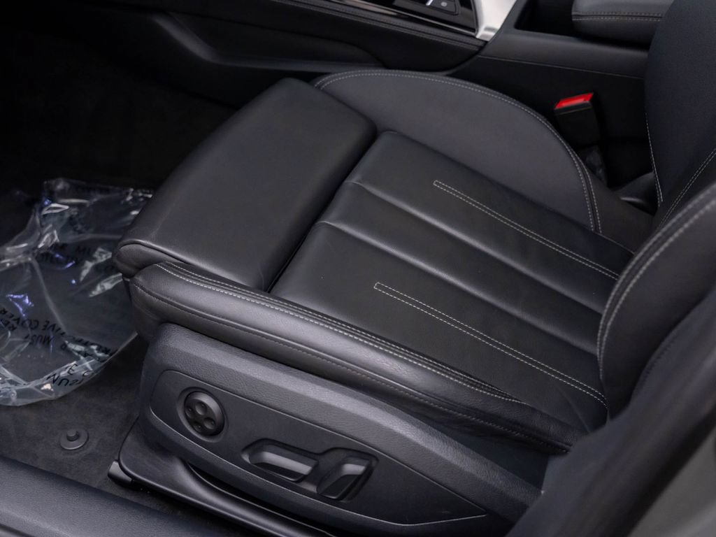 Used 2023 Audi A4 2.0T Premium Plus AWD/4WD image 17