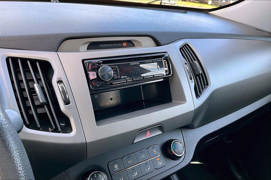 Used 2014 Kia Sportage LX image 29