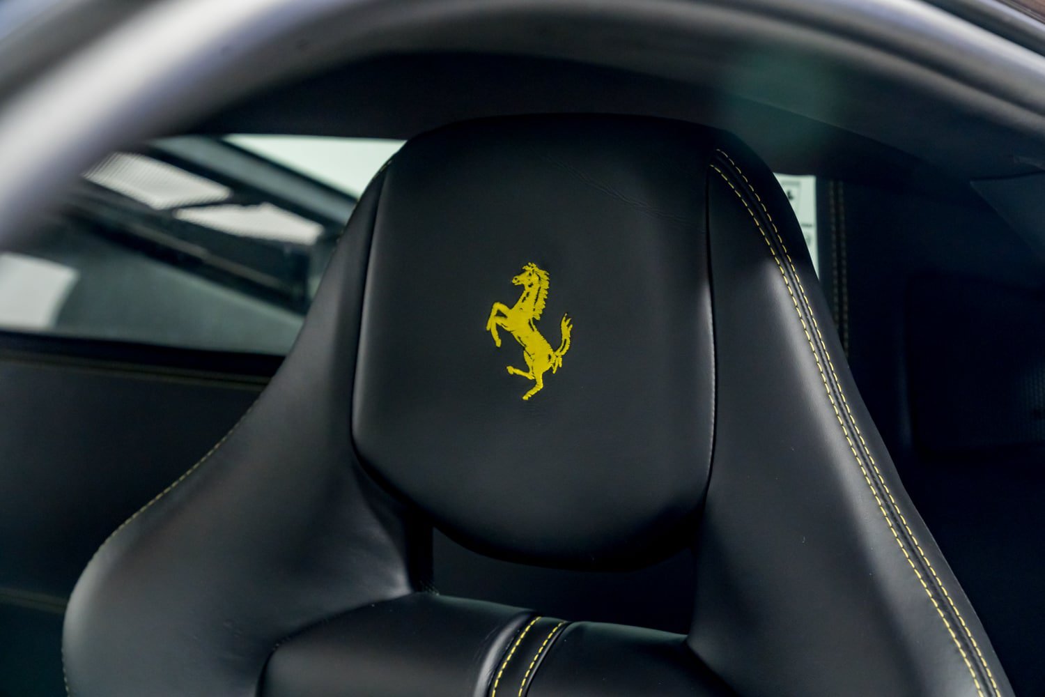 Used 2010 Ferrari 458 Italia Coupe RWD image 25
