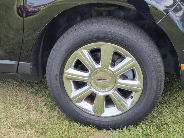 Used 2009 Lincoln MKX 2WD image 10