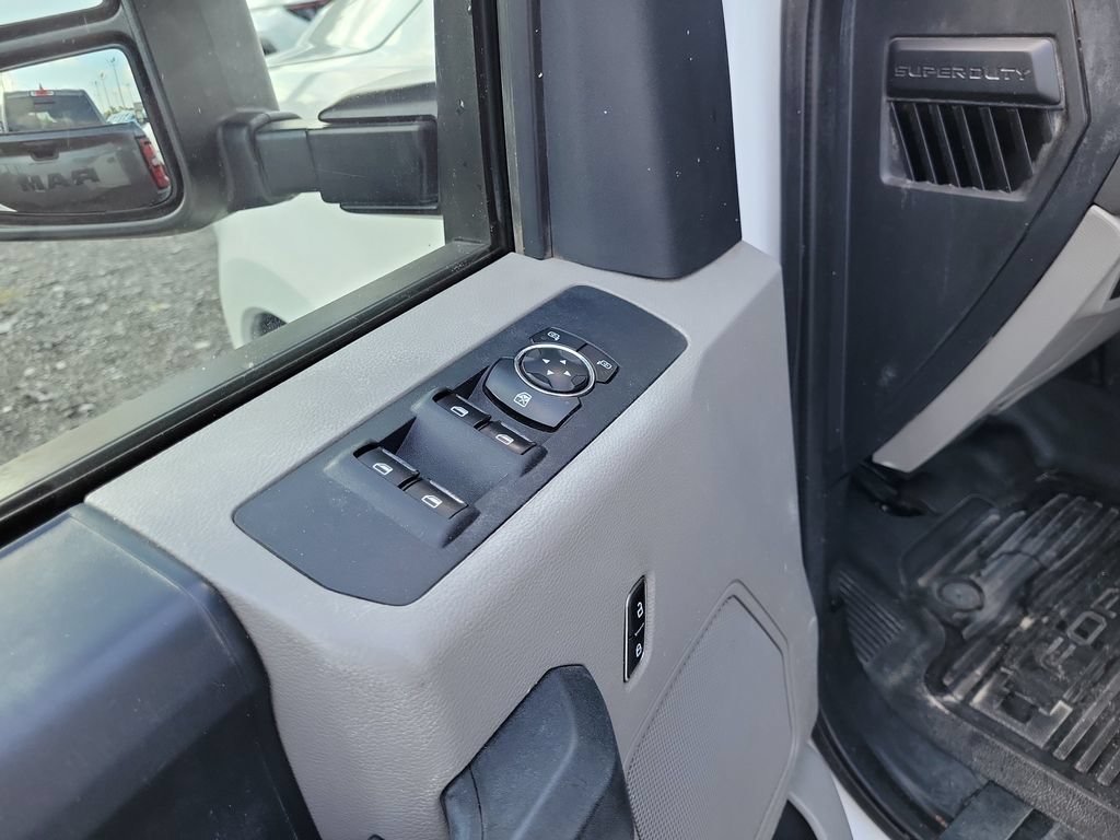 Used 2020 Ford F250 XL w/ STX Appearance Package AWD/4WD image 20