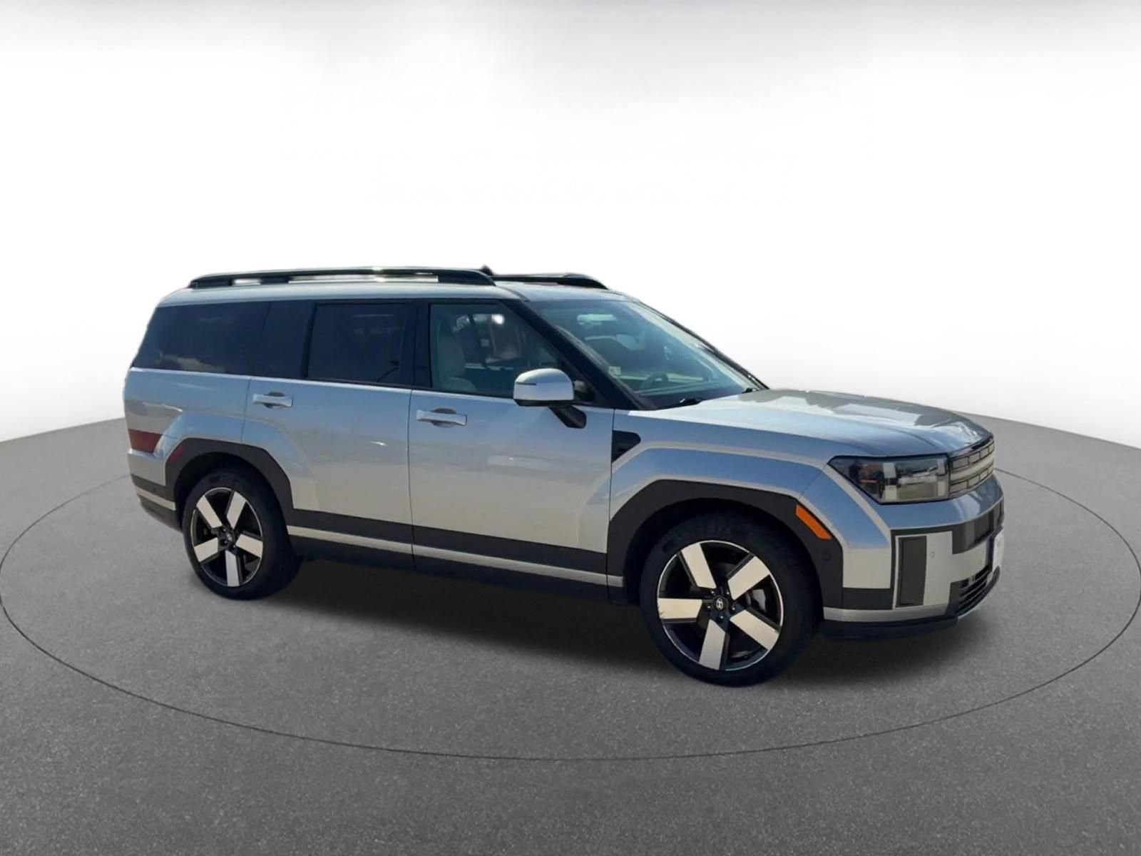 Used 2024 Hyundai Santa Fe Limited image 2