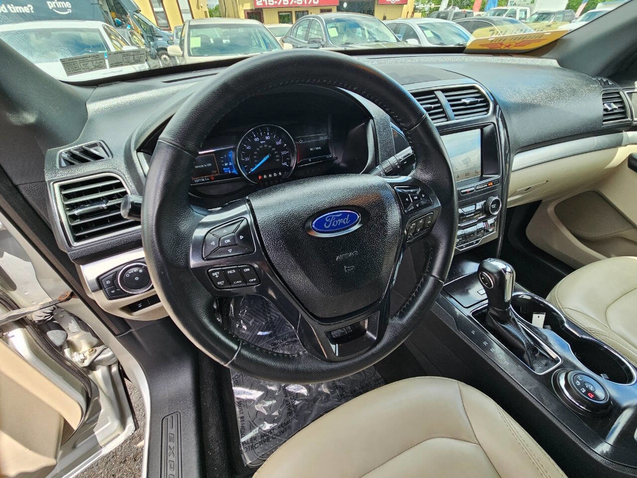 Used 2017 Ford Explorer Platinum AWD/4WD image 10
