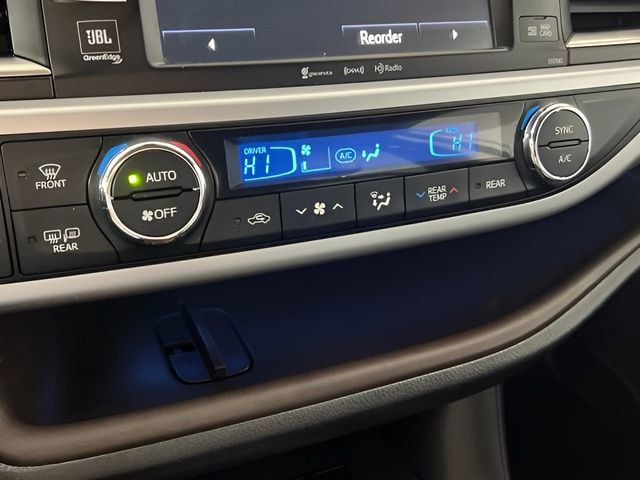 Used 2018 Toyota Highlander Limited image 24