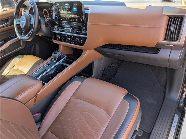 Used 2023 Nissan Pathfinder Platinum FWD image 22