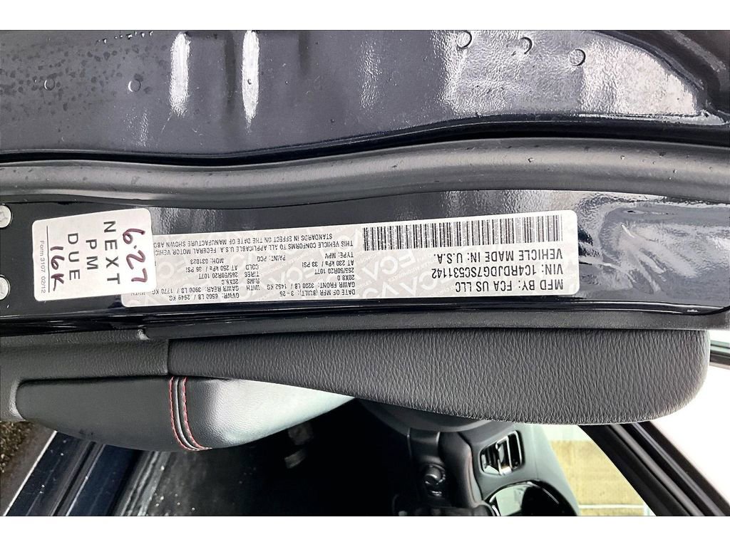 Certified 2025 Dodge Durango GT image 36