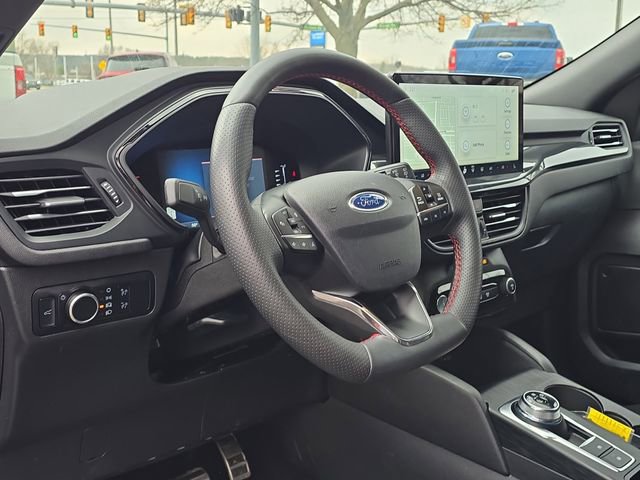 Certified 2023 Ford Escape ST-Line w/ Tech Pack #1 image 15