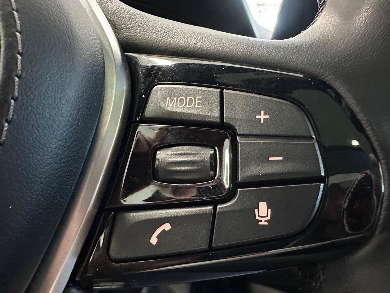 Used 2019 BMW 530i w/ Convenience Package RWD image 33