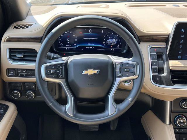 Used 2024 Chevrolet Suburban Premier AWD/4WD image 15