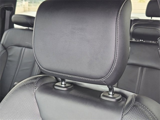 Used 2023 Jeep Wagoneer Series III w/ Premium Group I image 15