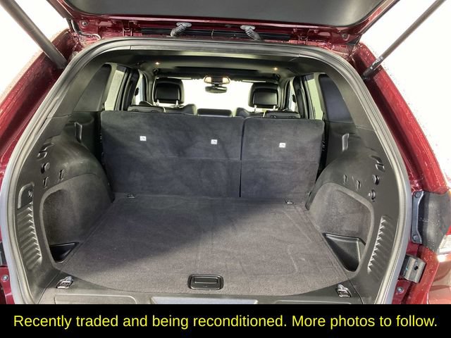 Used 2020 Jeep Grand Cherokee Limited AWD/4WD image 8