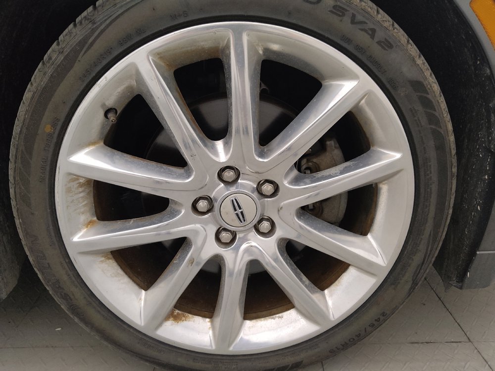 Used 2016 Lincoln MKZ FWD image 31