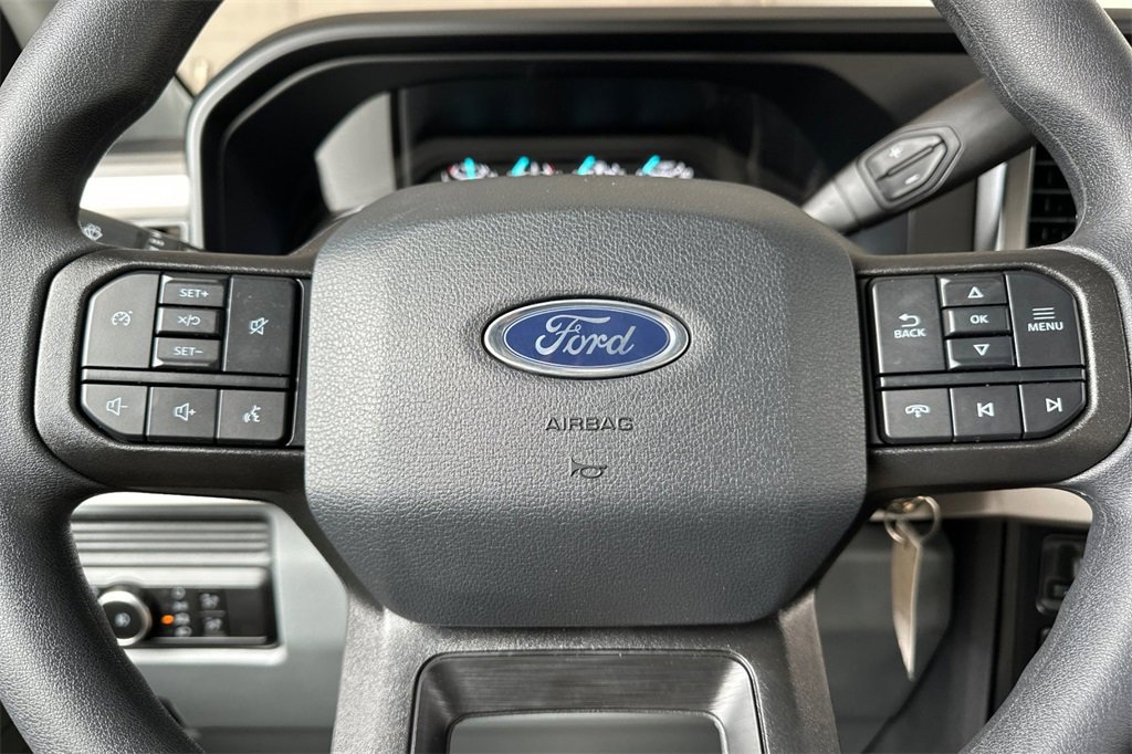 New 2025 Ford F250 XLT w/ FX4 Off-Road Package image 18