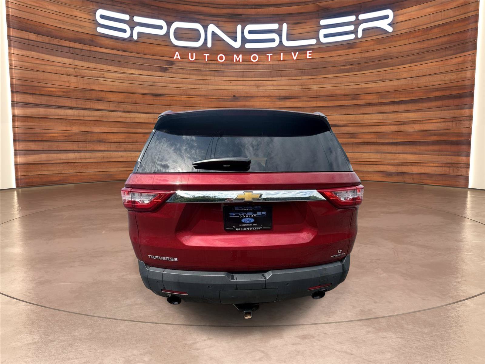 Used 2019 Chevrolet Traverse LT FWD image 6