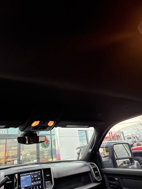 Used 2024 RAM 2500 Tradesman w/ Chrome Appearance Group image 16