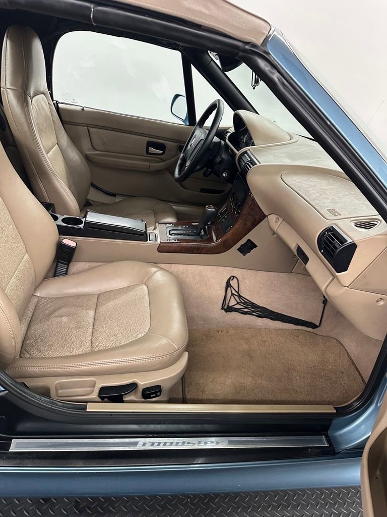 Used 1998 BMW Z3 1.9 image 24