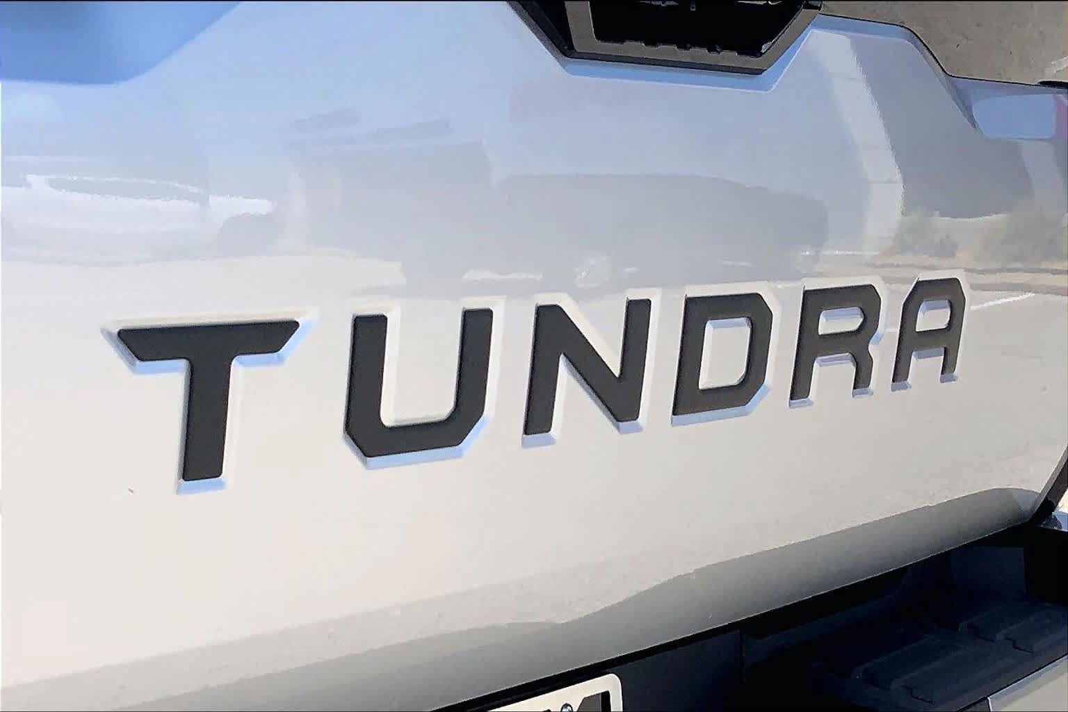 New 2026 Toyota Tundra Platinum AWD/4WD image 14