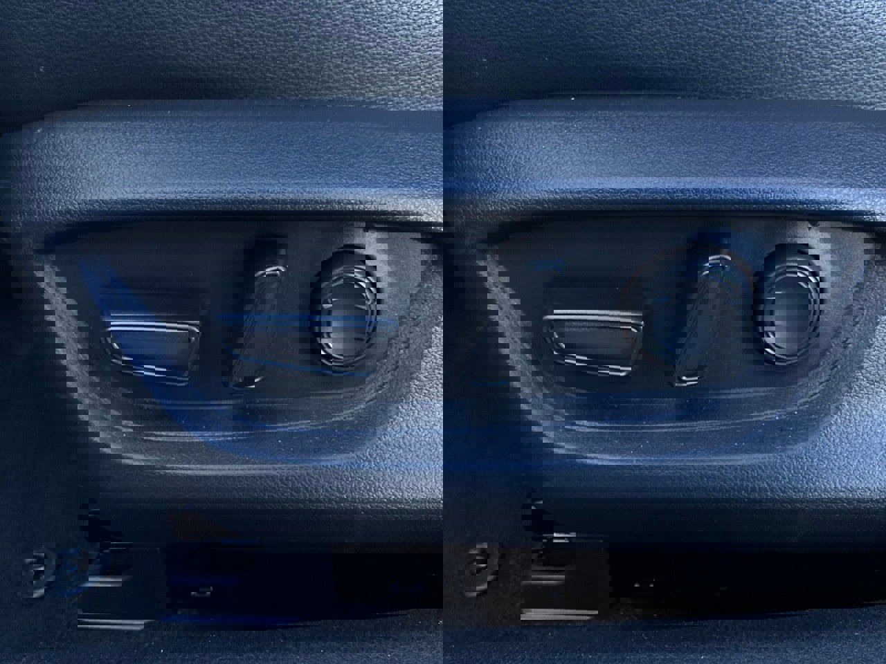 Used 2025 Toyota Camry SE image 11