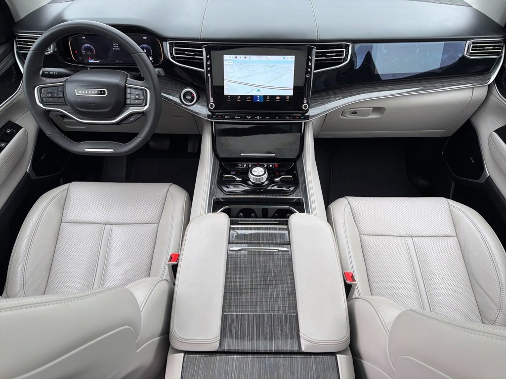 Used 2022 Jeep Wagoneer Series III w/ Premium Group I image 30