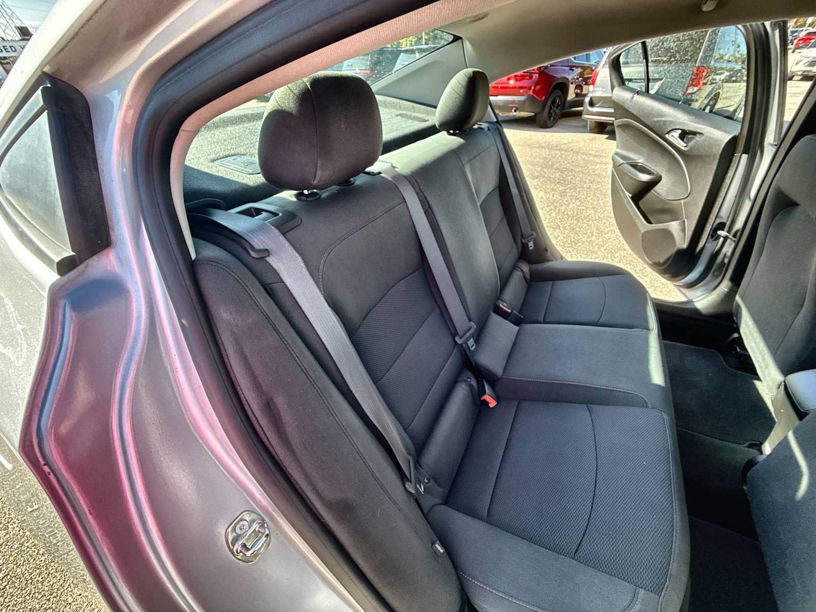 Certified 2017 Chevrolet Cruze LS FWD image 23