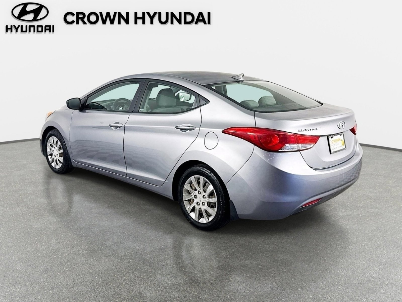 Used 2012 Hyundai Elantra GLS FWD image 7