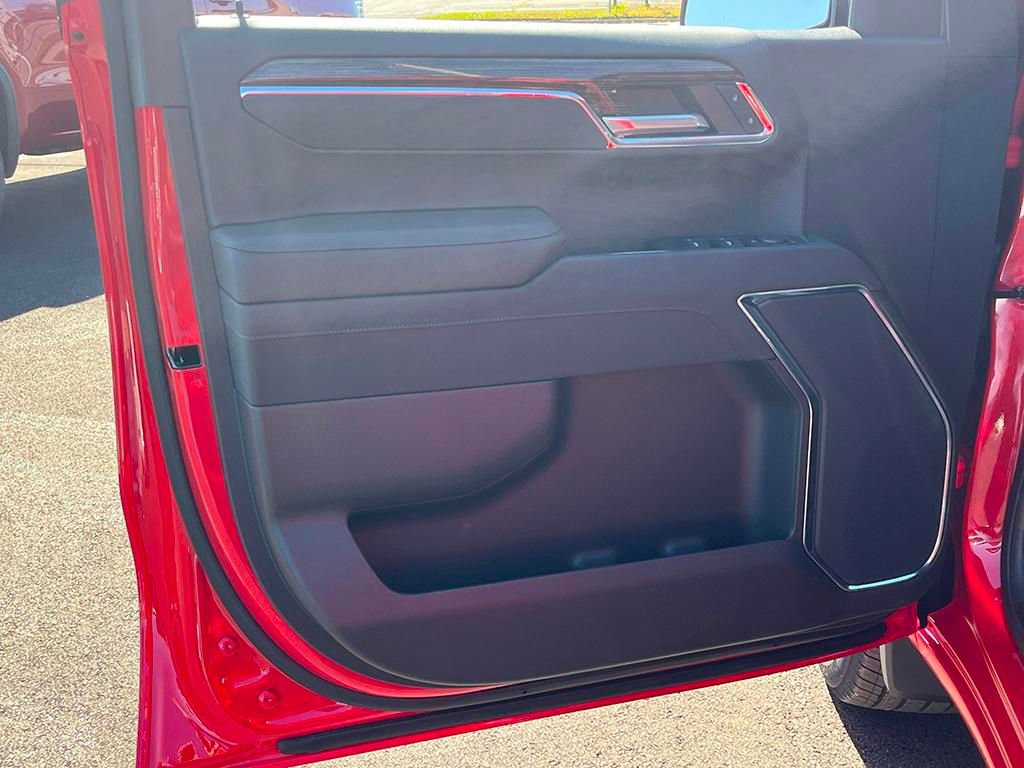 New 2026 GMC Sierra 1500 Elevation image 11
