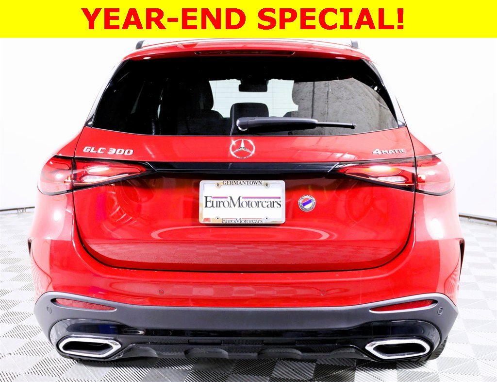 Used 2025 Mercedes-Benz GLC 300 4MATIC image 5