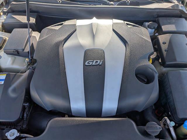 Used 2012 Hyundai Genesis 3.8 RWD image 20