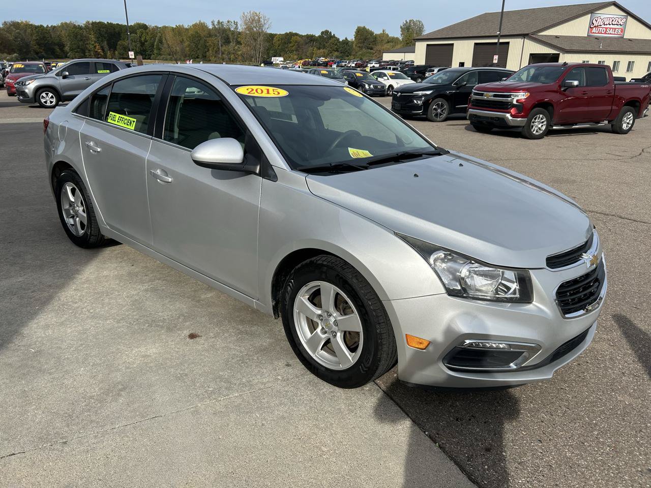 Used 2015 Chevrolet Cruze LT FWD image 3
