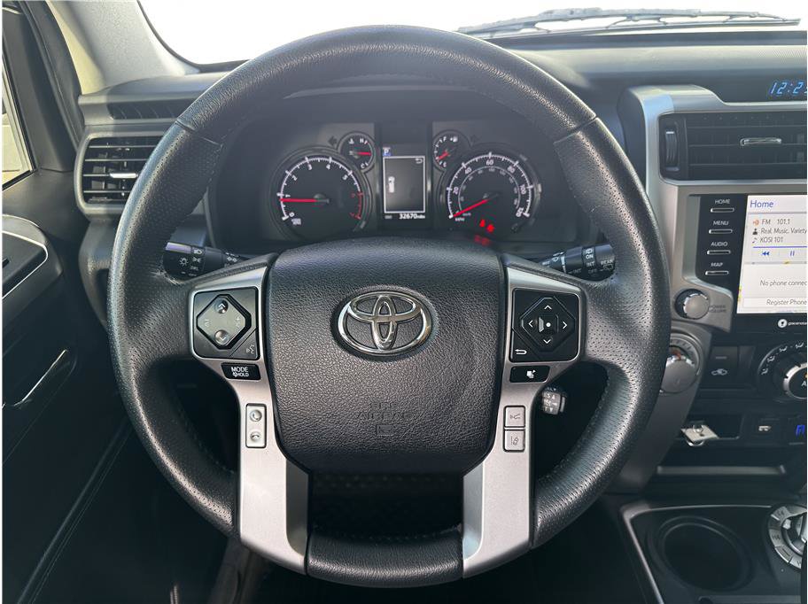 Used 2022 Toyota 4Runner SR5 Premium w/ Moonroof Package AWD/4WD image 20