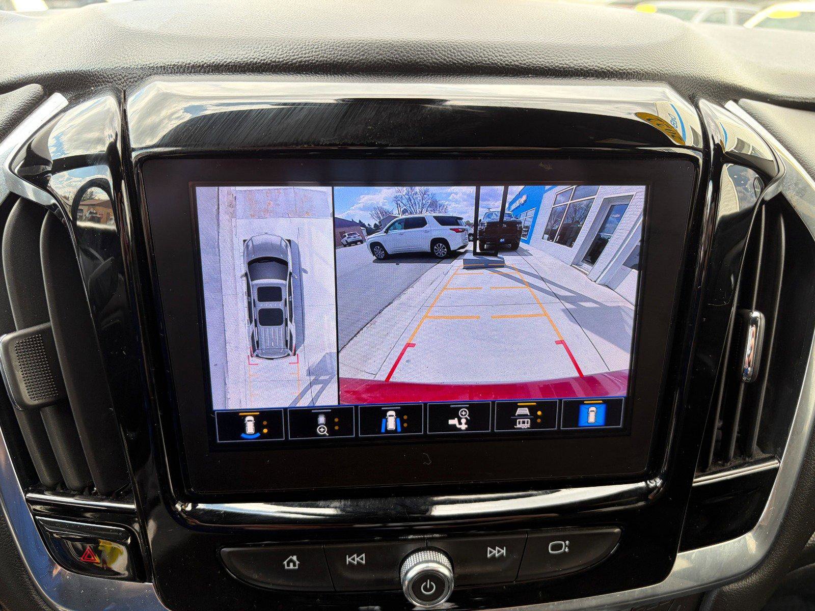 Used 2022 Chevrolet Traverse Premier w/ LPO, Floor Liner Package AWD/4WD image 14