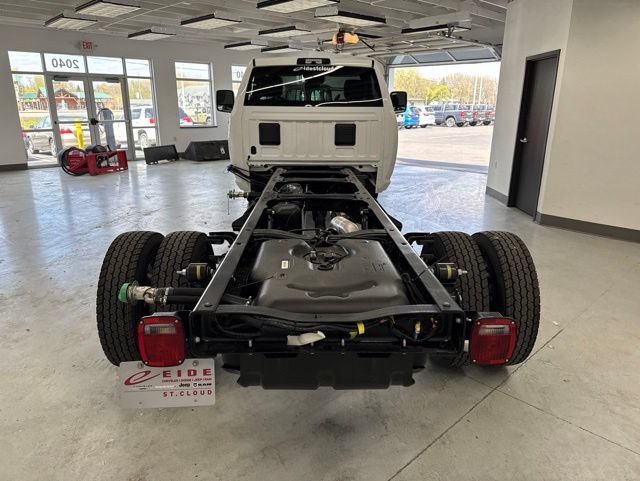 New 2026 RAM 5500 Tradesman AWD/4WD image 7