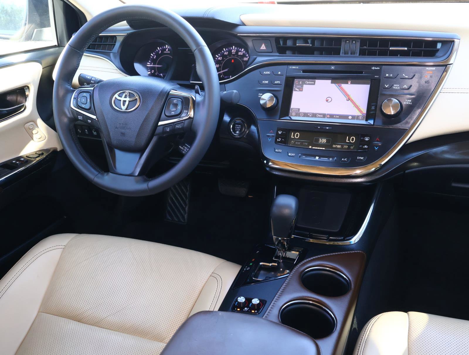 Used 2016 Toyota Avalon Limited w/ Toyota Safety Sense Package image 10