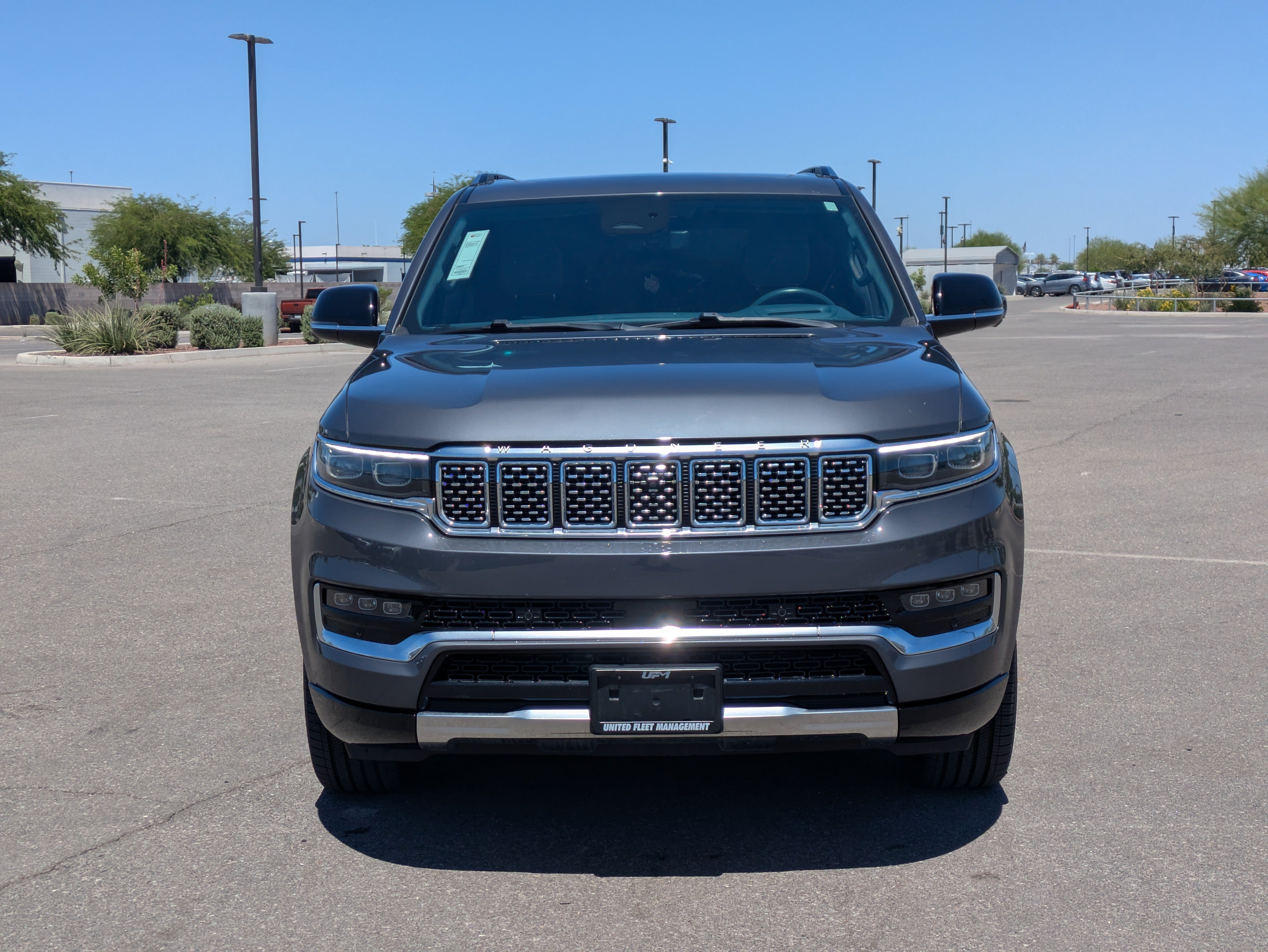 Used 2023 Jeep Grand Wagoneer L Series II w/ Premium Group II AWD/4WD image 8