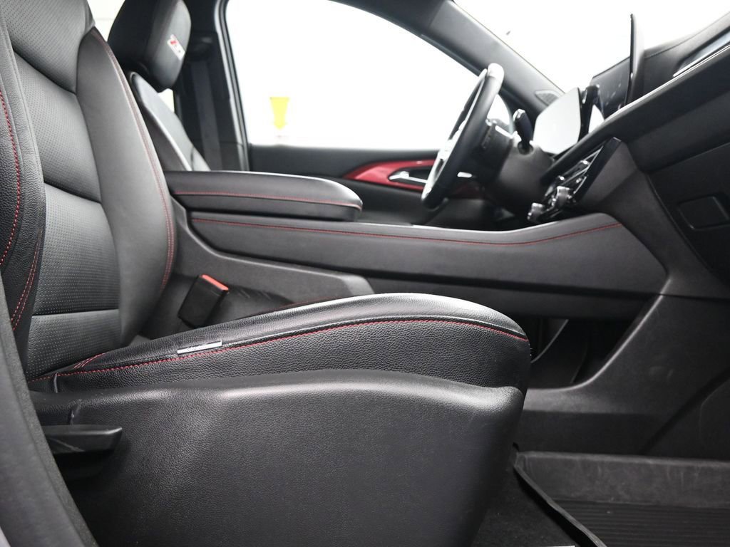 Certified 2024 Chevrolet Traverse Z71 w/ Enhanced Driving Package image 15