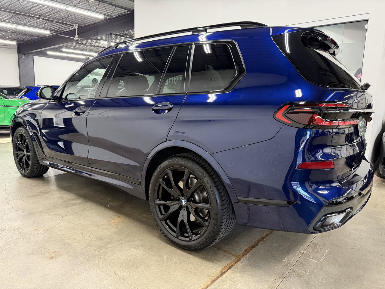 Used 2024 BMW X7 xDrive40i w/ Executive Package AWD/4WD image 6
