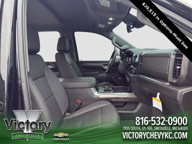Used 2025 Chevrolet Silverado 2500 LTZ w/ Z71 Chrome Sport Edition image 17