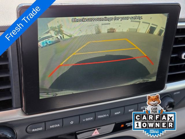 Used 2020 Hyundai Venue FWD image 21