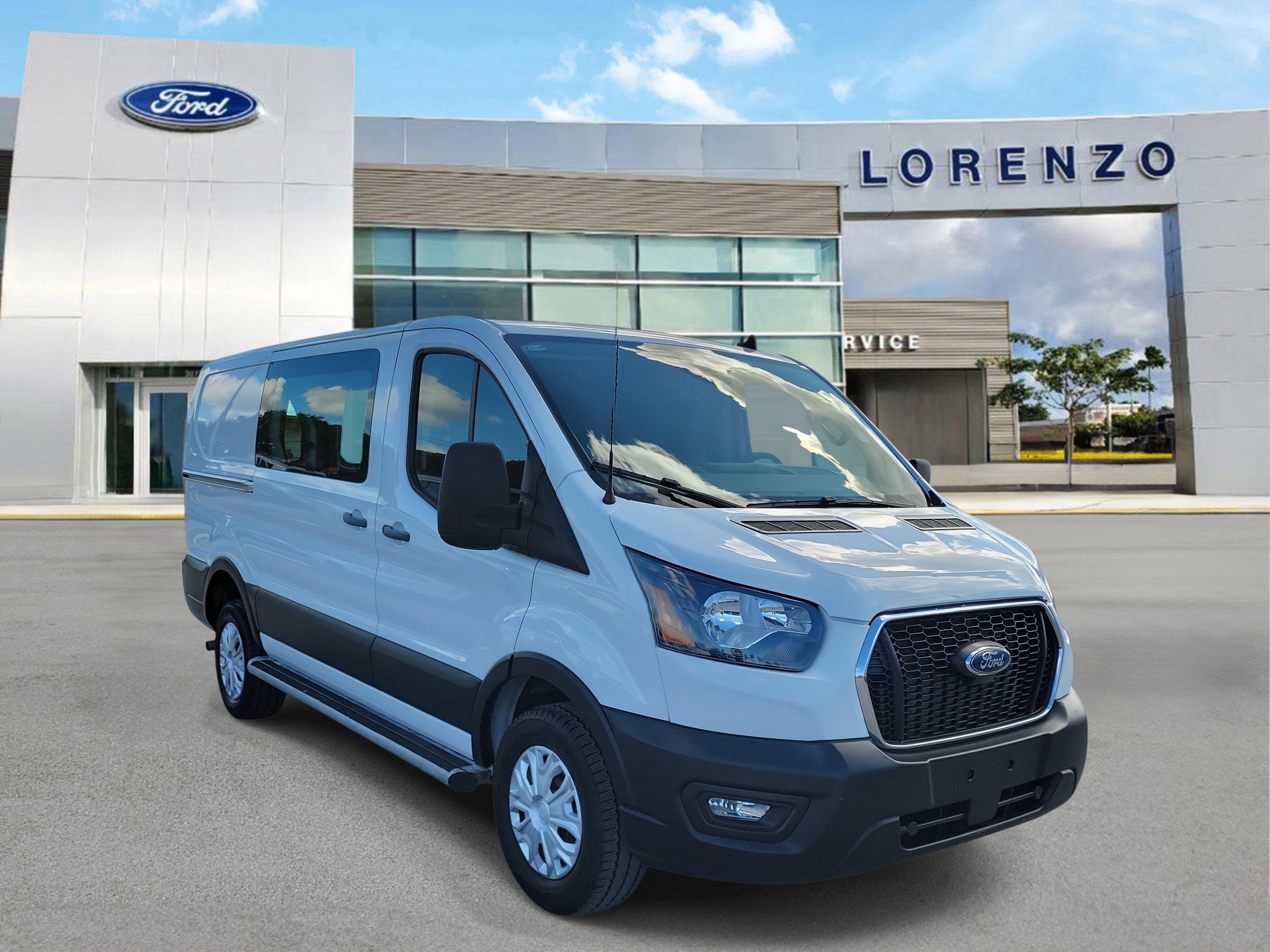 Used 2024 Ford Transit 250 Low Roof w/ Exterior Upgrade Package image 3