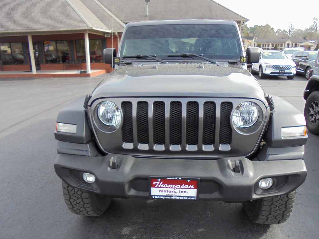 Used 2019 Jeep Wrangler Unlimited Sport AWD/4WD image 3