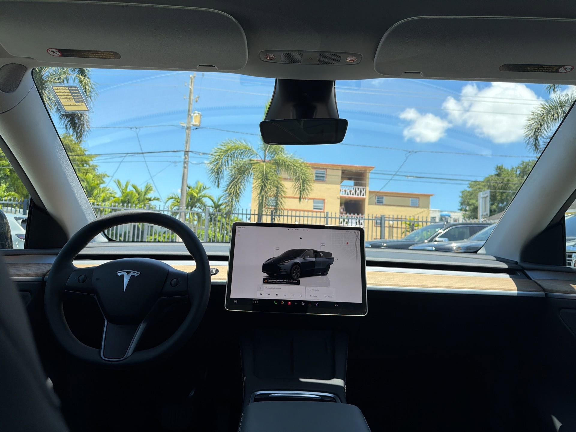 Used 2024 Tesla Model Y Long Range AWD/4WD image 19