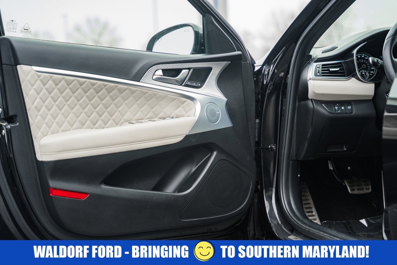 Used 2023 Genesis G70 3.3T w/ Sport Prestige Package image 41