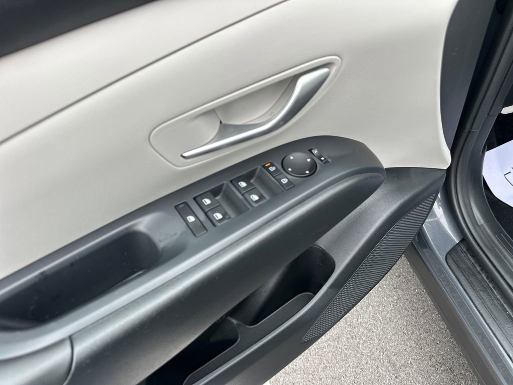 Used 2025 Hyundai Tucson SEL AWD/4WD image 15