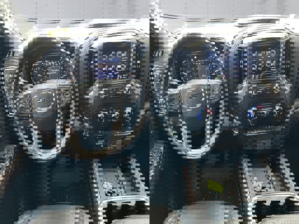 Used 2021 GMC Sierra 3500 Denali w/ Denali Ultimate Package image 11