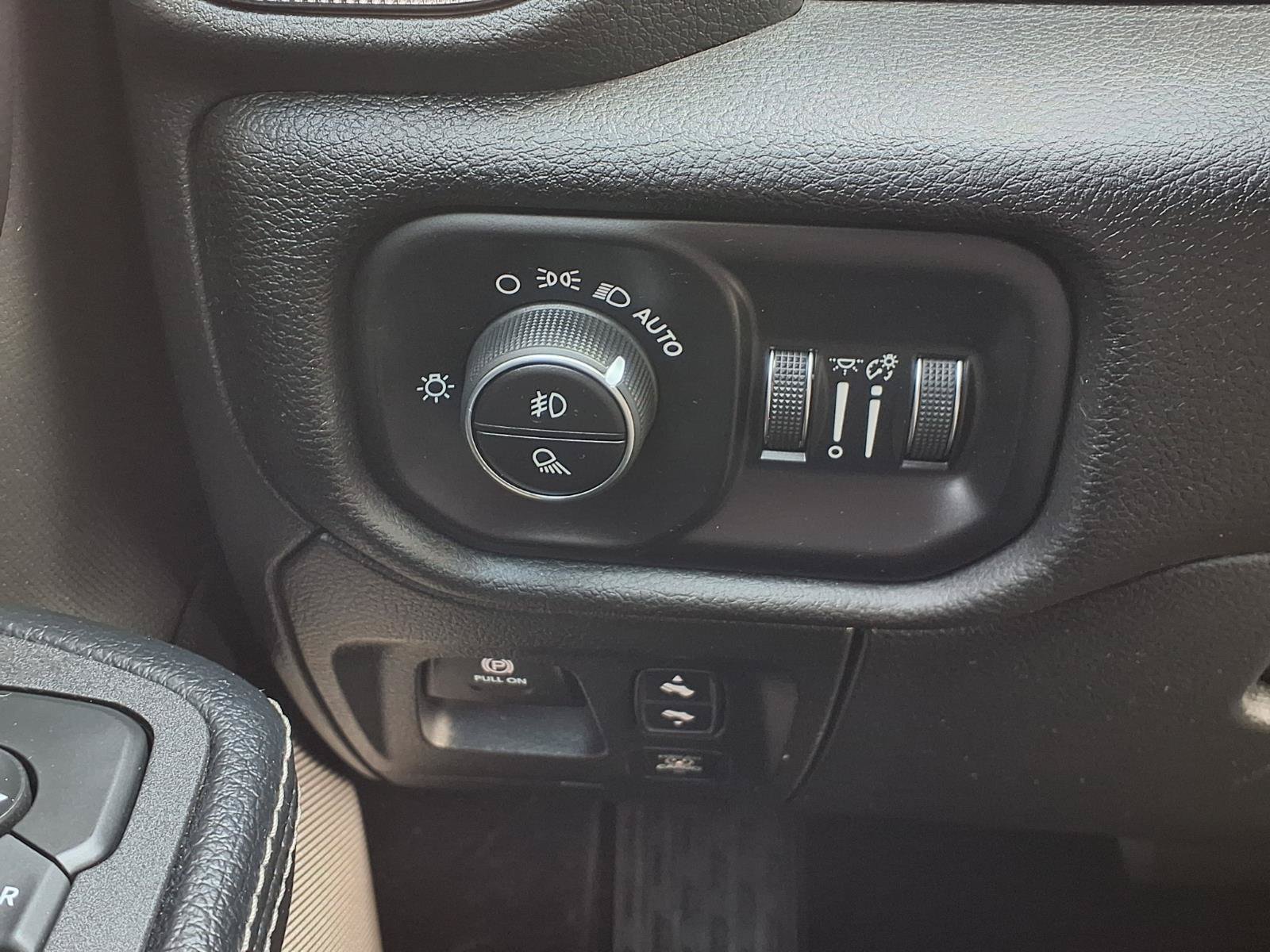 Used 2026 RAM 1500 Rebel w/ Rebel Level 2 Equipment Group AWD/4WD image 9