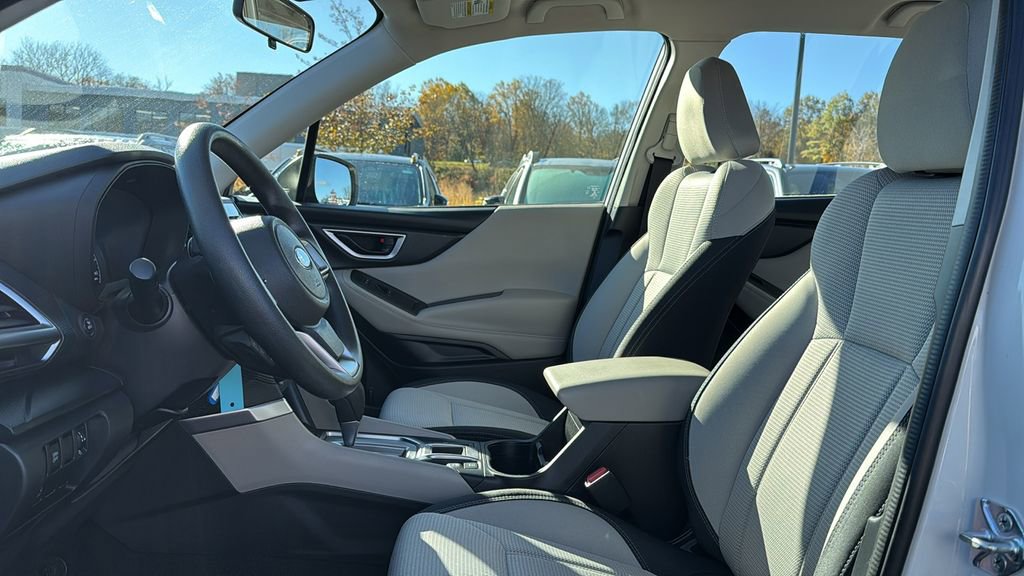 Certified 2022 Subaru Forester image 12