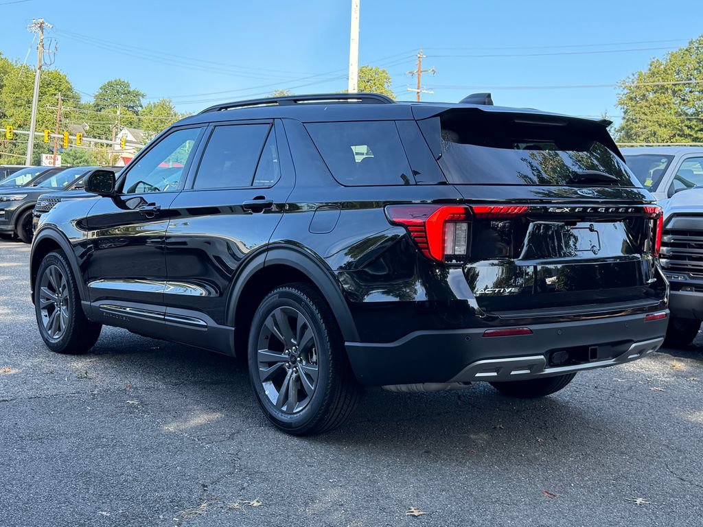 New 2026 Ford Explorer Active w/ Active Comfort Package AWD/4WD image 4