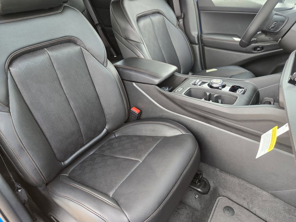 New 2026 Jeep Cherokee Overland image 9